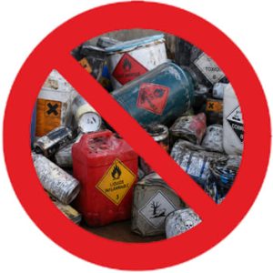 Déchets dangeureux interdits dans une benne ferraille